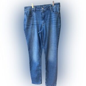Old Navy High Rise WOW Super Skinny Jeans Size 12 Medium Wash Stretch Denim